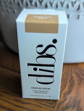 Status Stick Face & Body Highlighter — Good Life (Gold) NIB